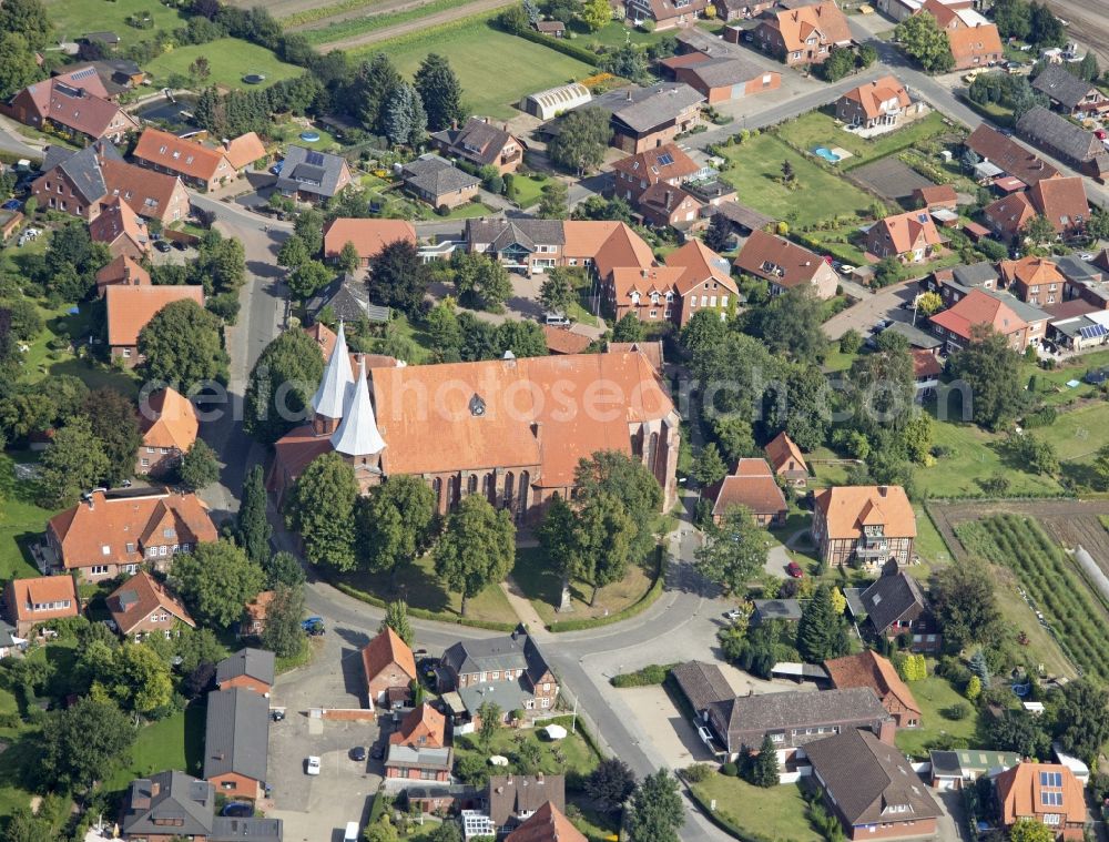 Aerial image Bardowick - Church cathedral Saint Peter and Paul in Bardowick in the state Lower Saxony