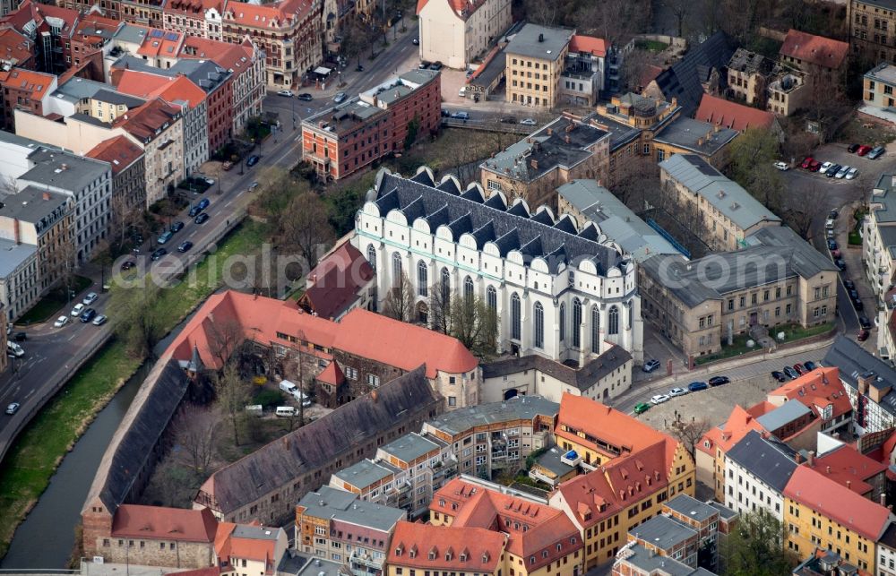 Aerial photograph Halle (Saale) - View of the Cathedral to Halle, workplace by Georg Friedrich Haendell in Halle, Saxony-Anhalt