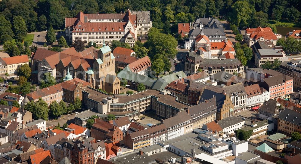 Aerial image Minden - Cathedral in the inner city center Minden in North Rhine-Westphalia