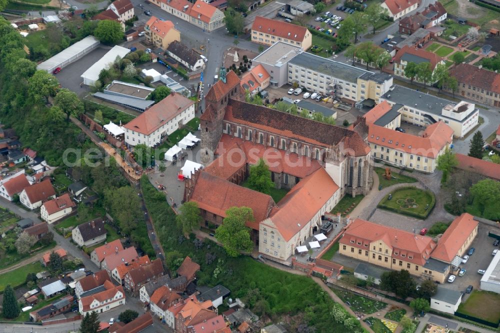 Aerial photograph Hansestadt Havelberg - View of the Cathedral St. Marien in the Hanseatic City of Havelberg in Saxony-Anhalt