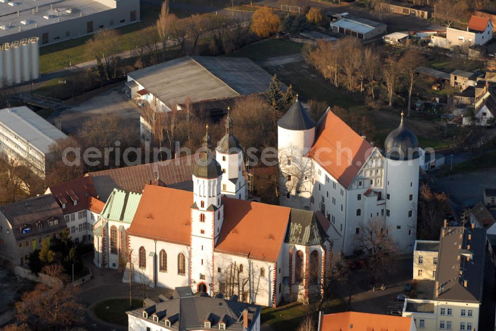 Aerial image Wurzen - Blick auf den Dom St. Marien in Wurzen. Der 1114 von Bischof Herwig von Meißen als Marienkirche geweihte romanische Dom ist einer der ältesten und interessantesten Sakralbauten Sachsens und der älteste Bauzeuge der Stadt. (Domplatz, 04808 Wurzen, Tel.: 03425/9050-0, Ev.-Luth. Pfarramt Wurzen)