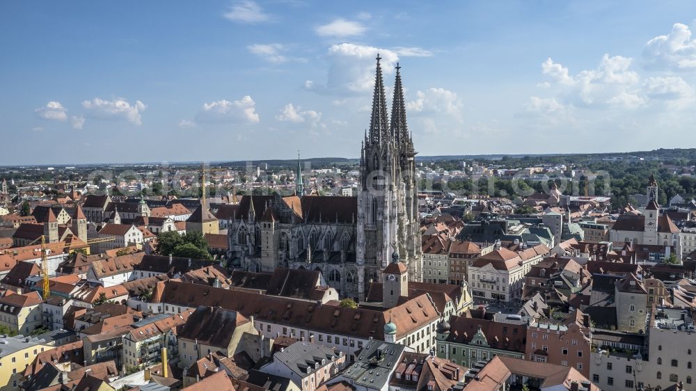 Regensburg from the bird's eye view: Cathedral of St Peter in the center of the historic Old Town of Regensburg in Bavaria