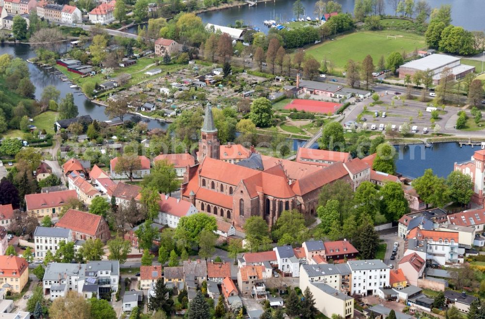 Brandenburg an der Havel from above - Cathedral of St. Peter and Paul at the Burghof in Brandenburg an der Havel in the state of Brandenburg