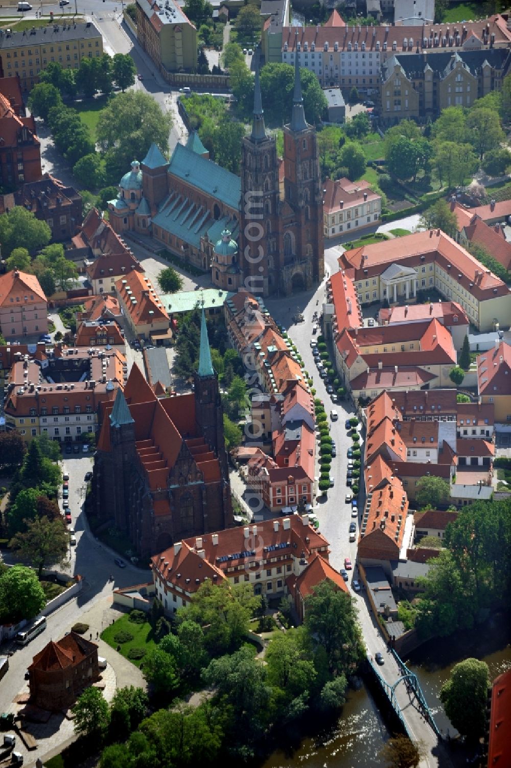 Aerial image WROCLAW - BRESLAU - Cathedral Island e.g. with the Cathedral of St. John the Baptist, the Church of the Cross and the Pontifical Theological Faculty in Wroclaw in the Voivodship Lower Silesia in Poland