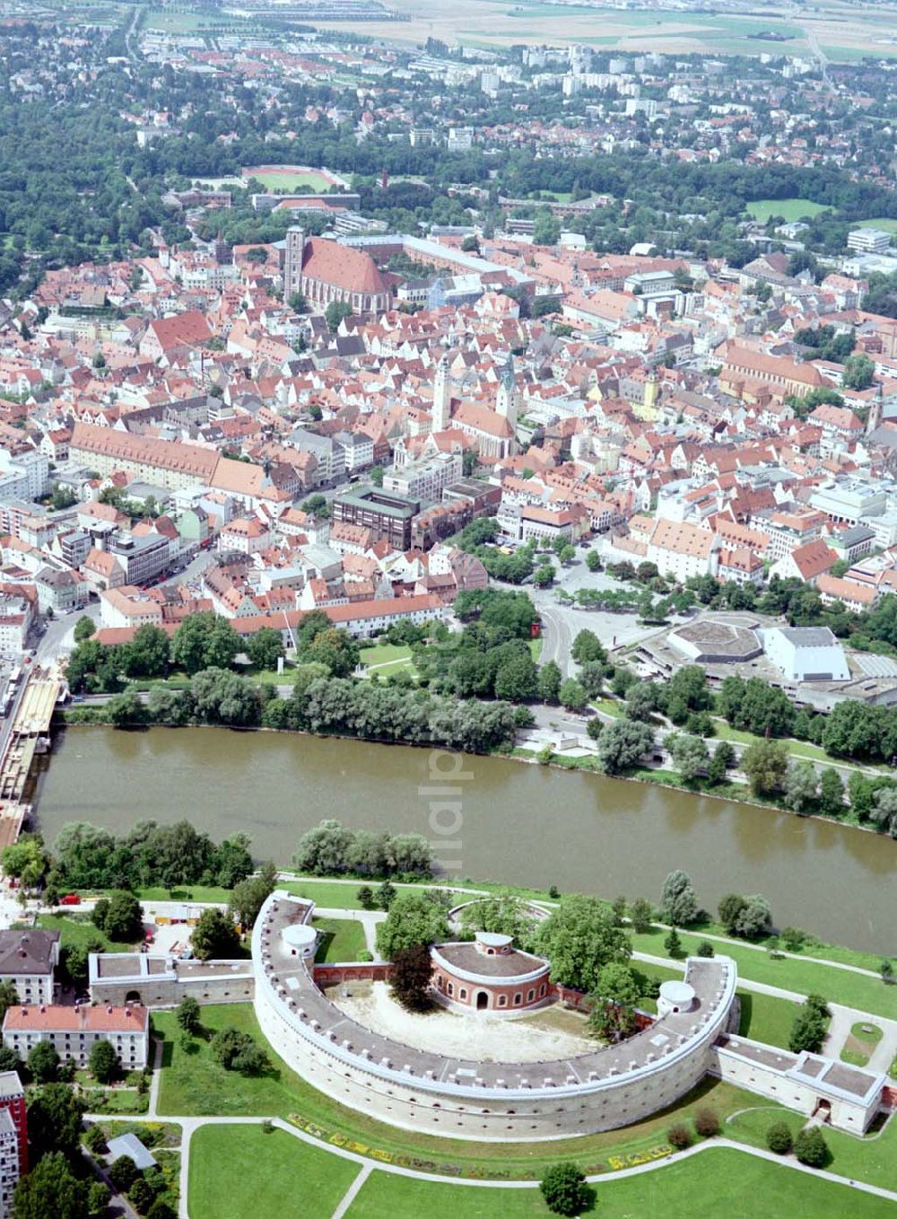 Ingolstadt from the bird's eye view: Donaubühne Reduit Tilly im Klenzepark in Ingolstadt.