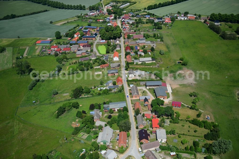 Benzin from the bird's eye view: Village view in Benzin in the state Mecklenburg - Western Pomerania, Germany