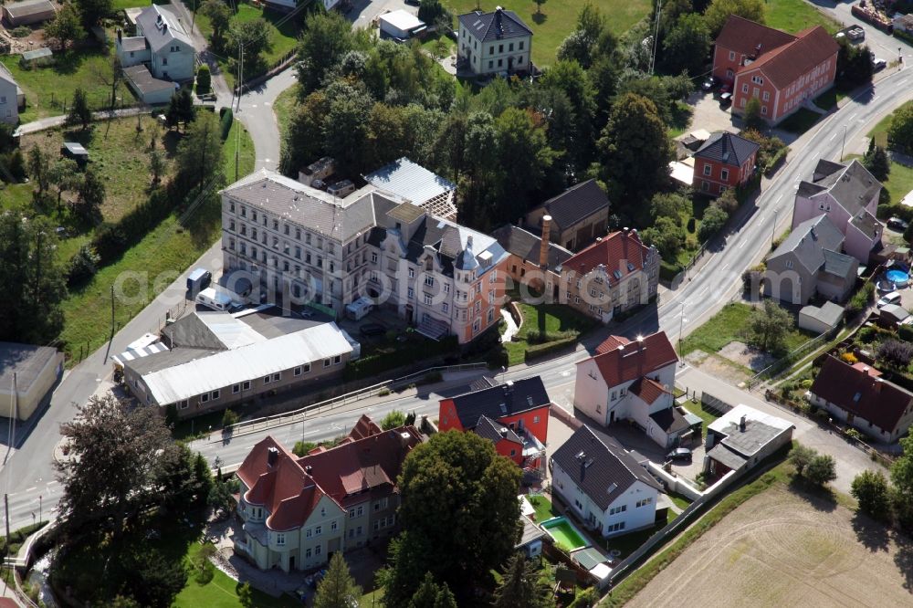 Bretnig-Hauswalde from the bird's eye view: Village view at the Bischofswerdaer Strasse at Bretnig-Hauswalde in the state Saxony, Germany