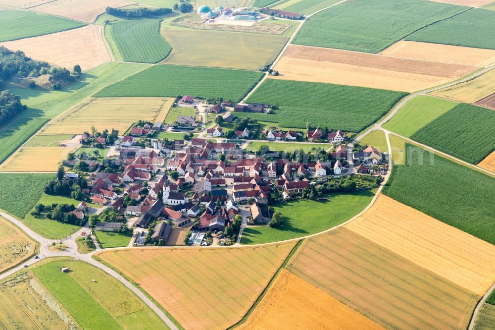 Aerial photograph Mönchsdeggingen - Village - view on the edge of agricultural fields and farmland in Moenchsdeggingen in the state Bavaria, Germany