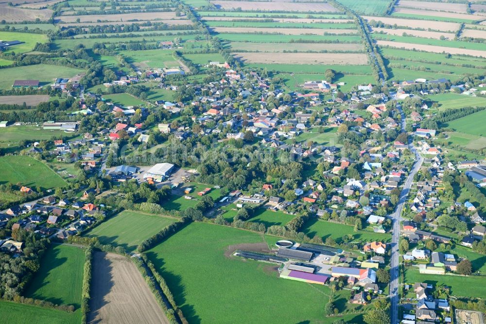 Aerial photograph Gnutz - Village view in Gnutz in the state Schleswig-Holstein, Germany