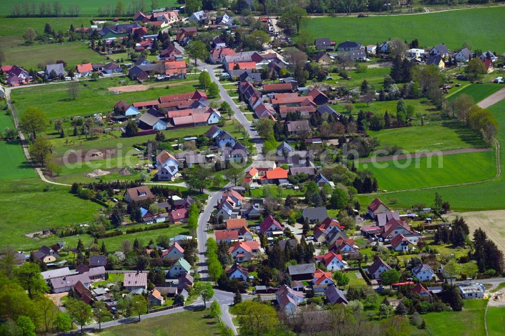 Aerial photograph Haasow - Village view along Haasower Hauptstrasse in Haasow in the state Brandenburg, Germany