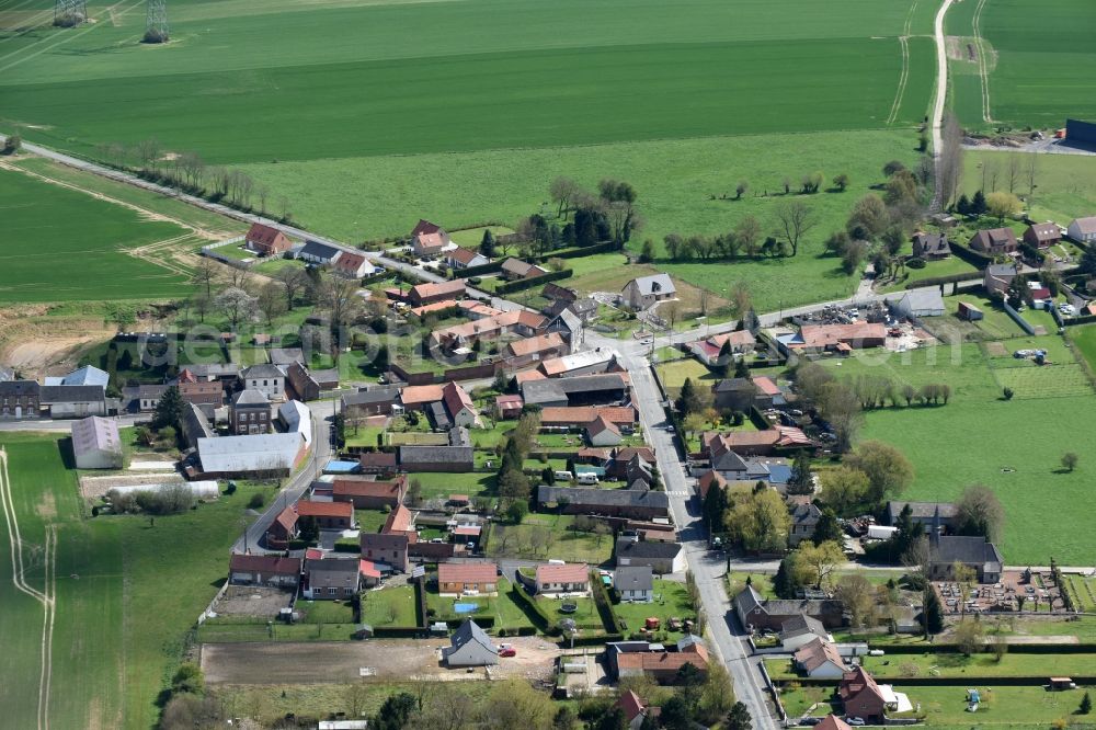 Aerial photograph Hannescamps - Village view of Hannescamps in Nord-Pas-de-Calais Picardy, France