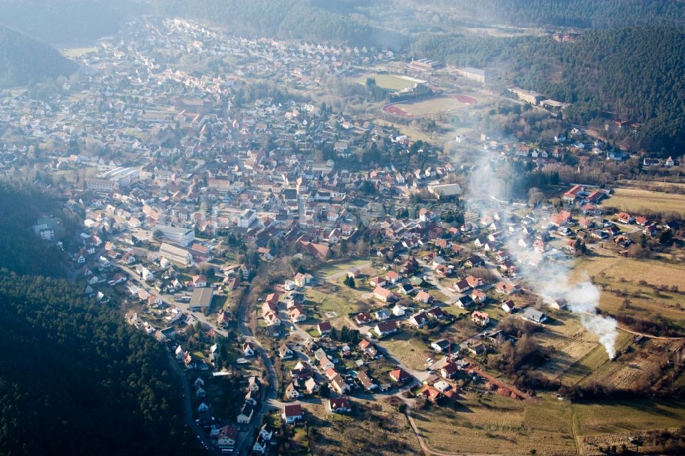 Hauenstein from the bird's eye view: Village view in Hauenstein in the state Rhineland-Palatinate