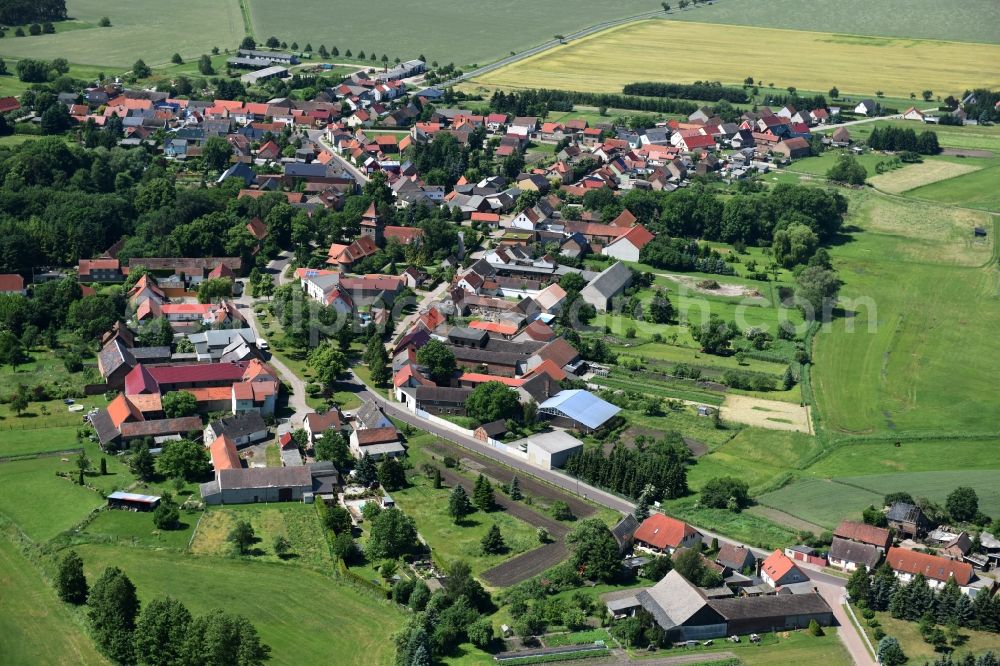 Kade from the bird's eye view: Village view of Kade in the state Saxony-Anhalt