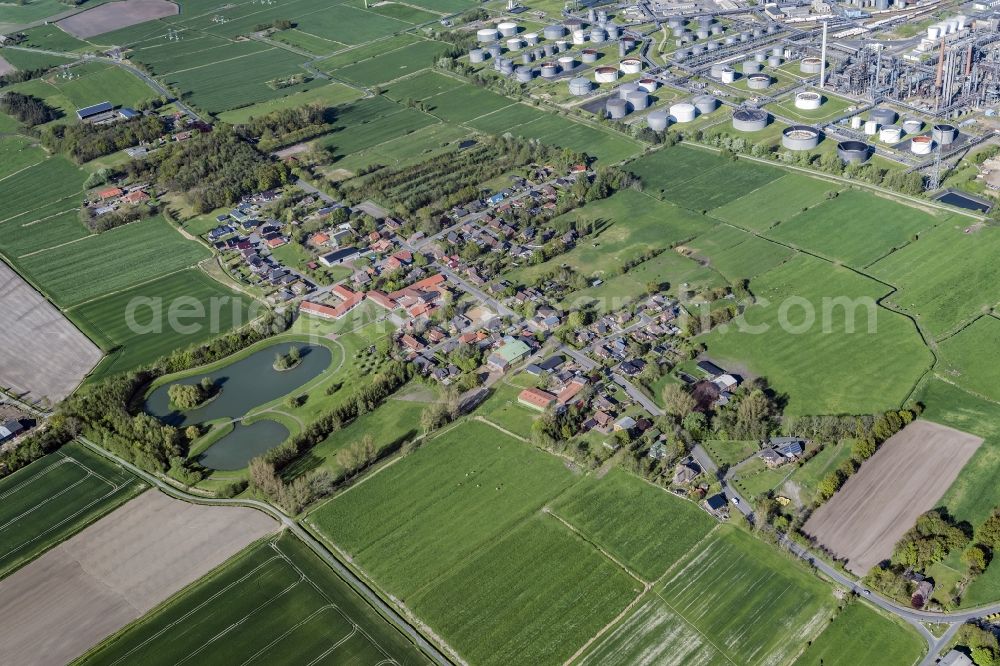 Aerial photograph Lieth - Village view in Lieth in the state Schleswig-Holstein, Germany