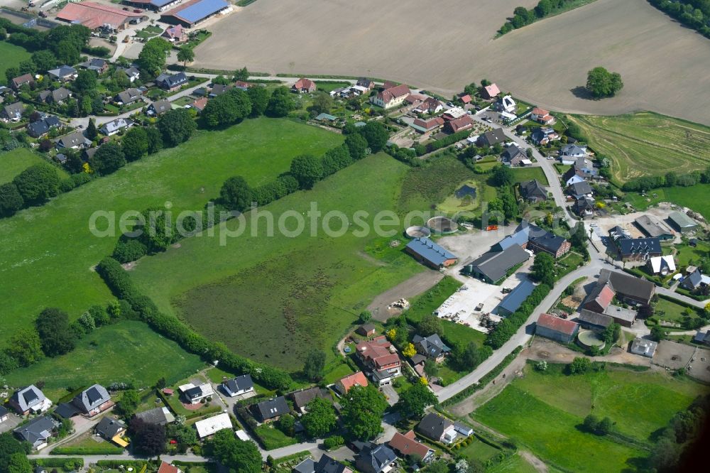 Aerial photograph Mözen - Village view in Moezen in the state Schleswig-Holstein, Germany