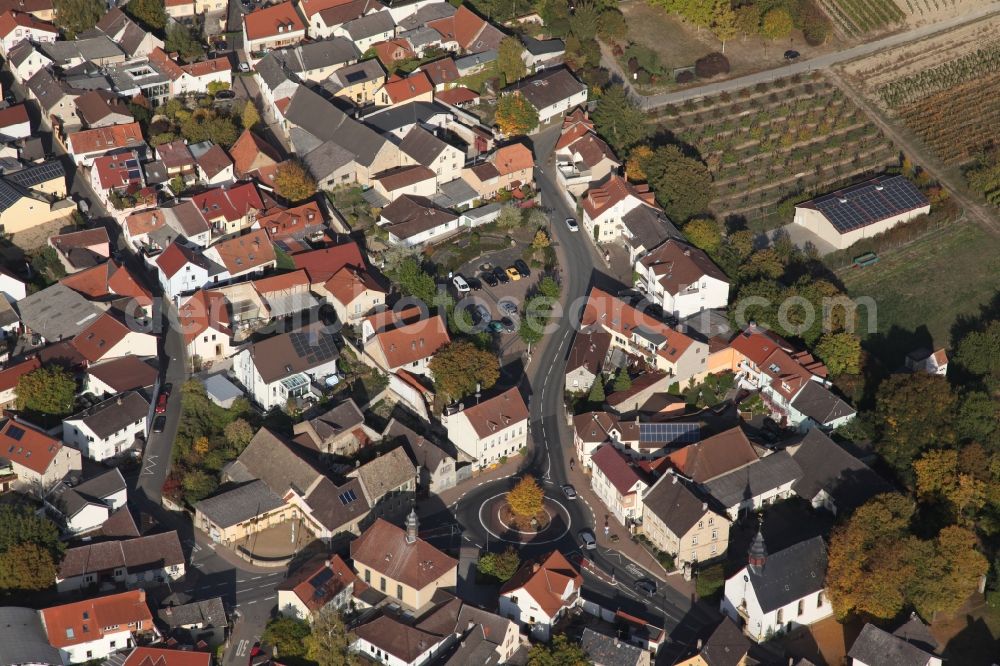 Stadecken-Elsheim from the bird's eye view: Village view in the district Elsheim in Stadecken-Elsheim in the state Rhineland-Palatinate, Germany