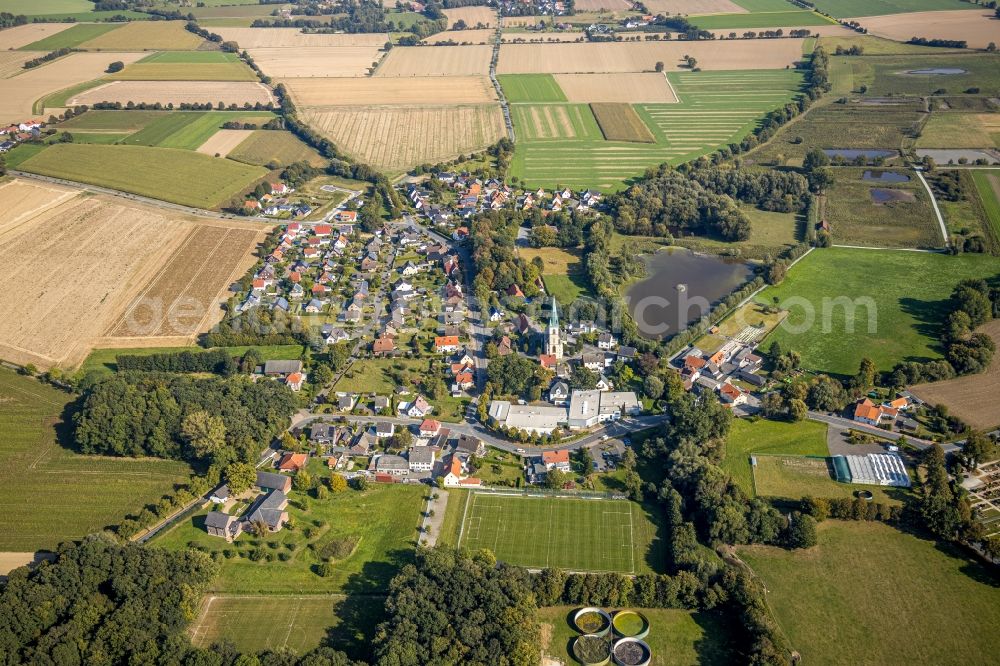 Aerial photograph Ostinghausen - Village view in Ostinghausen in the state North Rhine-Westphalia, Germany