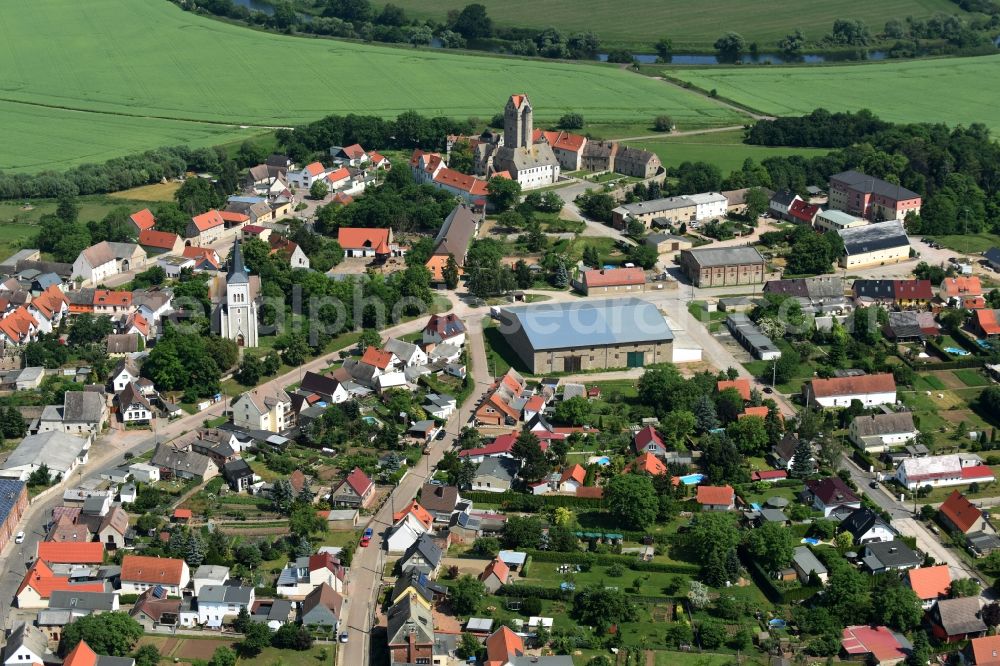 Plötzkau from above - Village view of Ploetzkau with the streets Schlossstrasse and Roehrstrang in the town center in the state Saxony-Anhalt