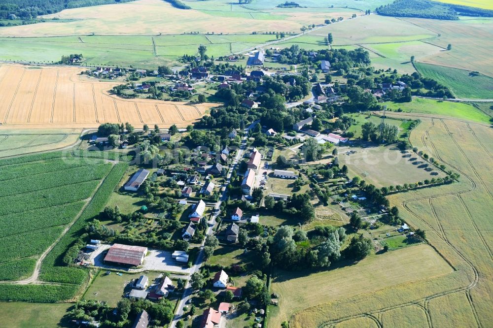 Aerial photograph Alt Käbelich - Village - view on the edge of agricultural fields and farmland in Alt Kaebelich in the state Mecklenburg - Western Pomerania, Germany