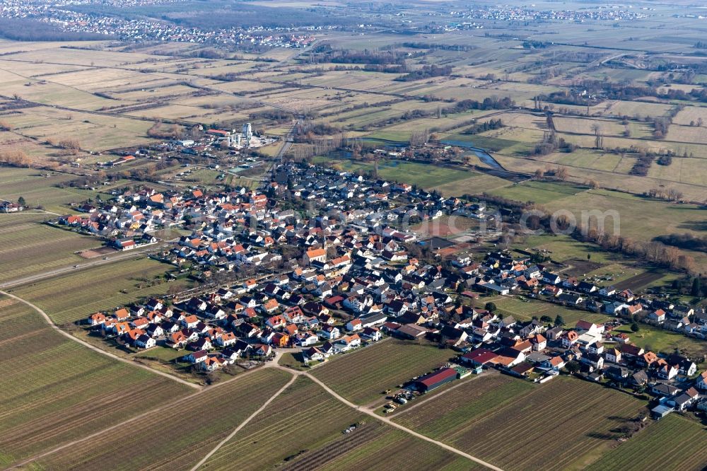 Aerial image Erpolzheim - Village - view on the edge of agricultural fields and farmland in Erpolzheim in the state Rhineland-Palatinate