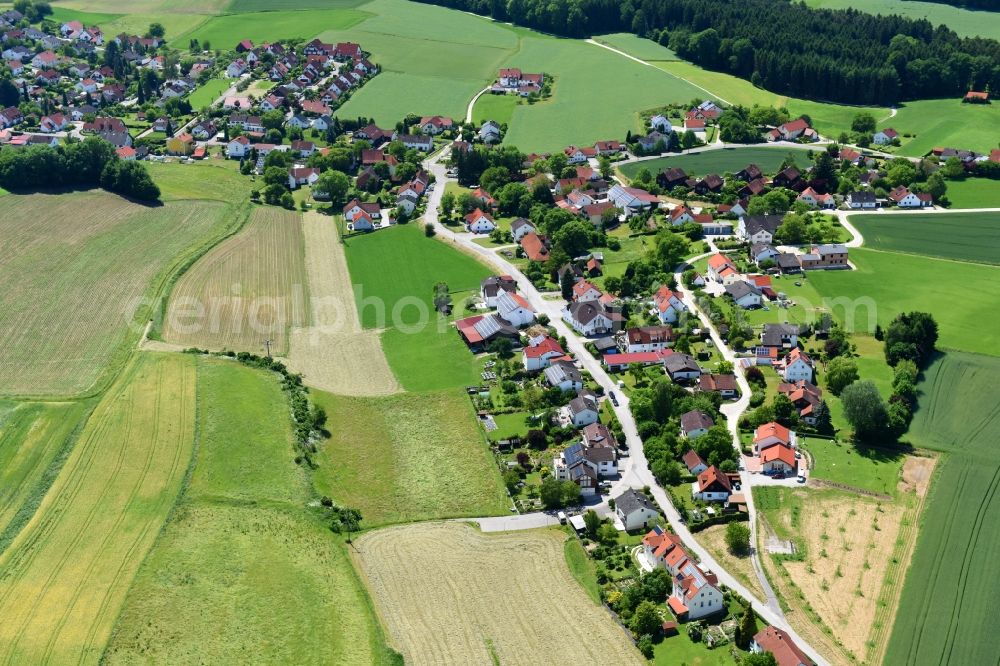 Aerial photograph Fernhag - Village - view on the edge of agricultural fields and farmland in Fernhag in the state Bavaria, Germany