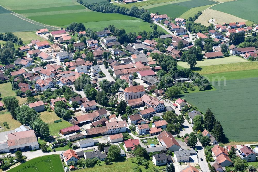 Aerial photograph Finsing - Village - view on the edge of agricultural fields and farmland in Finsing in the state Bavaria, Germany