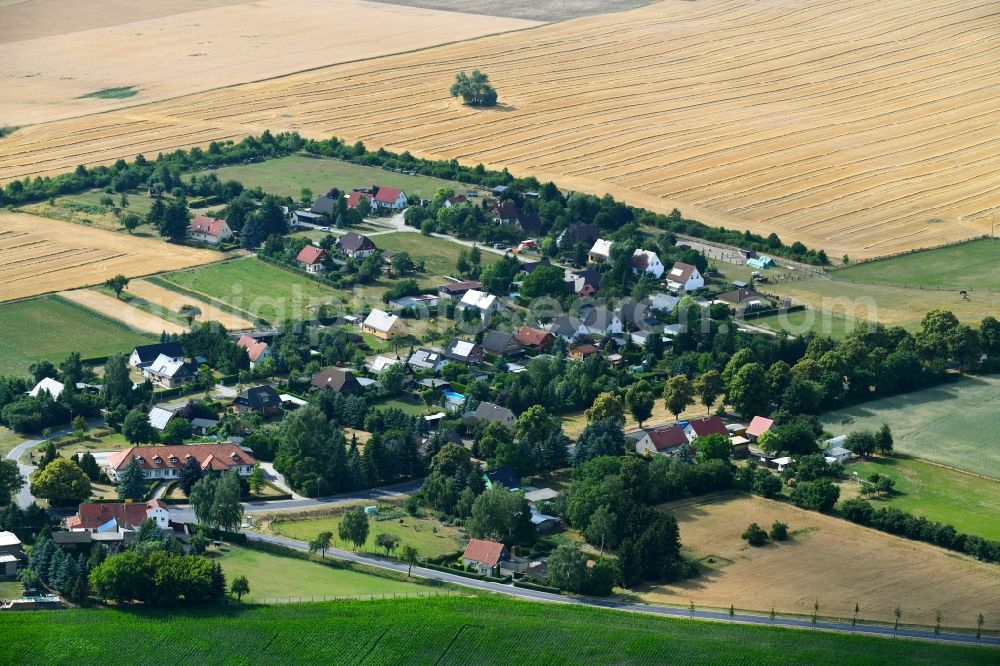 Aerial photograph Heckelberg-Brunow - Village - view on the edge of agricultural fields and farmland in Heckelberg-Brunow in the state Brandenburg, Germany