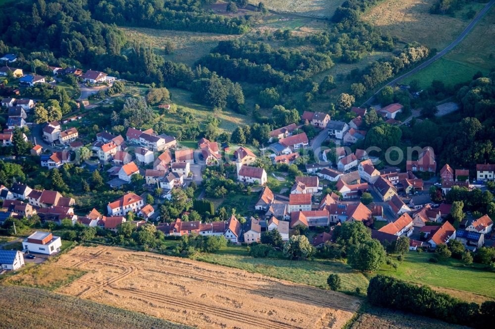 Aerial photograph Jakobsweiler - Village - view on the edge of agricultural fields and farmland in Jakobsweiler in the state Rhineland-Palatinate, Germany