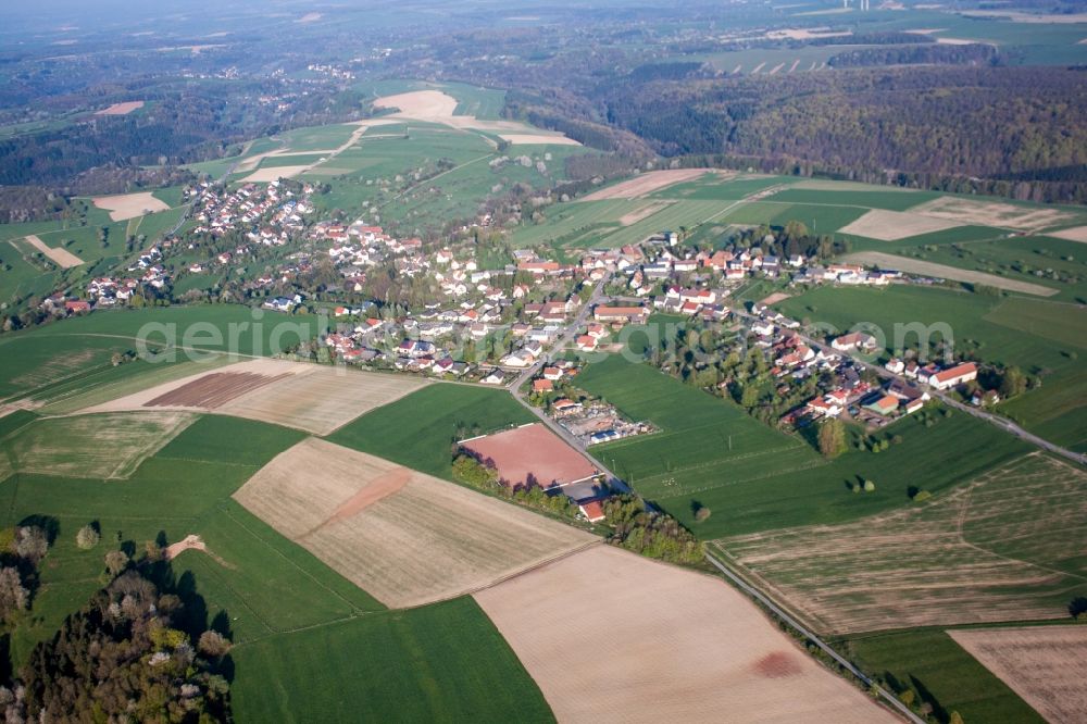 Aerial photograph Kröppen - Village - view on the edge of agricultural fields and farmland in Kroeppen in the state Rhineland-Palatinate, Germany