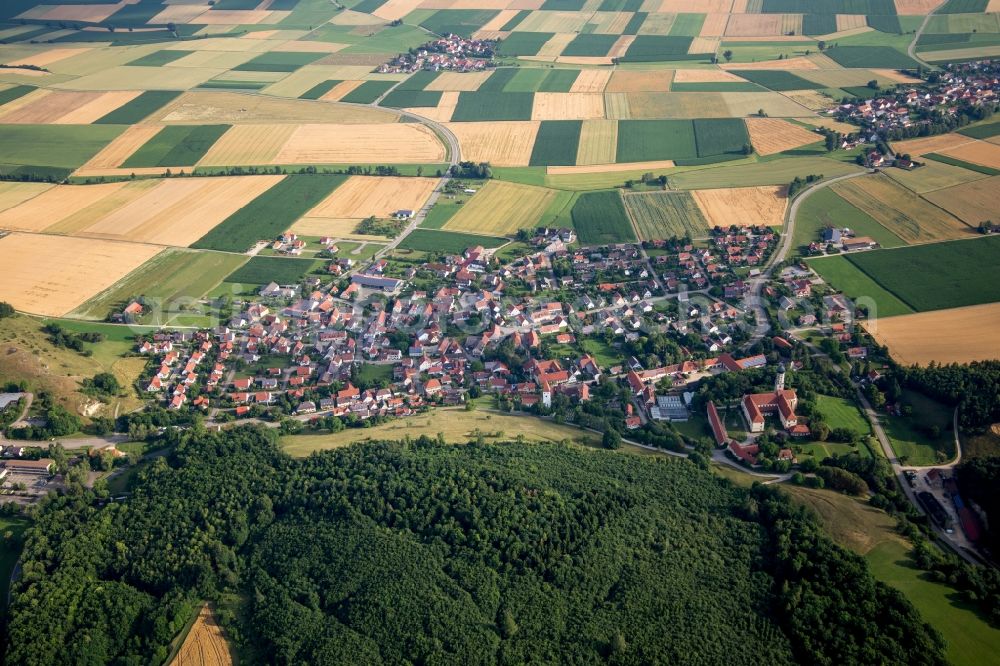 Aerial photograph Mönchsdeggingen - Village - view on the edge of agricultural fields and farmland in Moenchsdeggingen in the state Bavaria, Germany