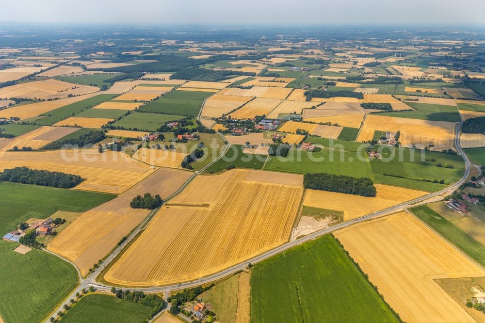 Natorp from the bird's eye view: Village - view on the edge of agricultural fields and farmland in Natorp in the state North Rhine-Westphalia, Germany