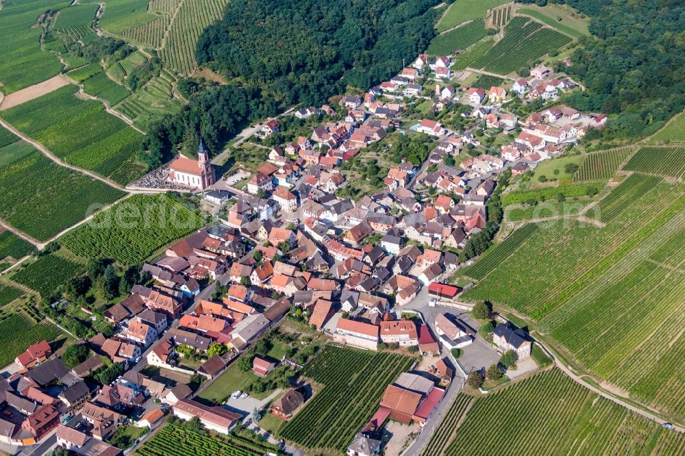 Aerial photograph Orschwiller - Village - view on the edge of agricultural fields and farmland in Orschwiller in Grand Est, France