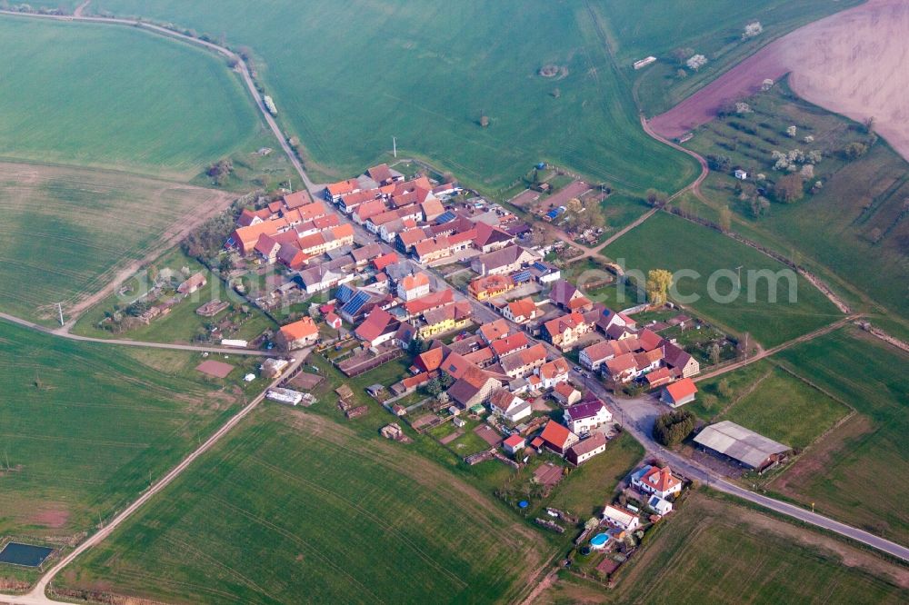 Hellingen from above - Village - view on the edge of agricultural fields and farmland in the district Albingshausen in Hellingen in the state Thuringia, Germany