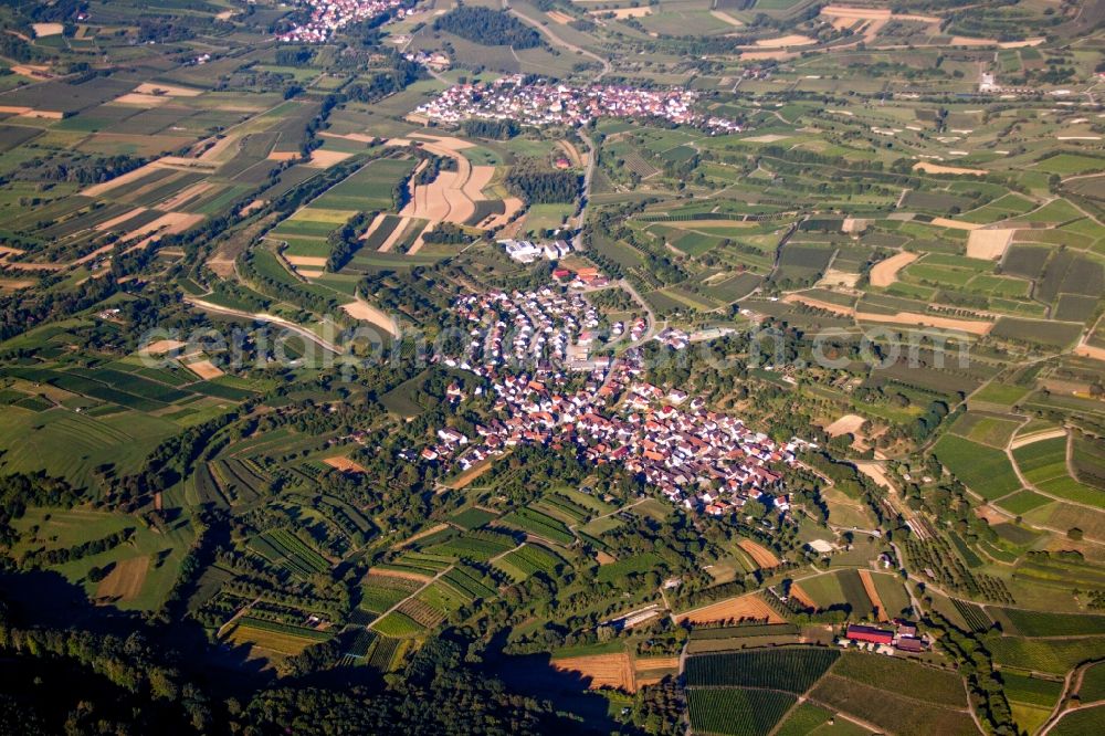 Aerial photograph Herbolzheim - Village - view on the edge of agricultural fields and farmland in the district Broggingen in Herbolzheim in the state Baden-Wuerttemberg, Germany