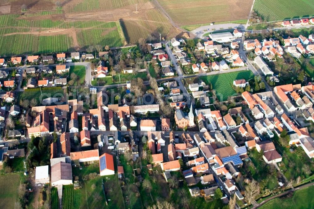 Aerial photograph Neustadt an der Weinstraße - Village - view on the edge of agricultural fields and farmland in the district Duttweiler in Neustadt an der Weinstrasse in the state Rhineland-Palatinate