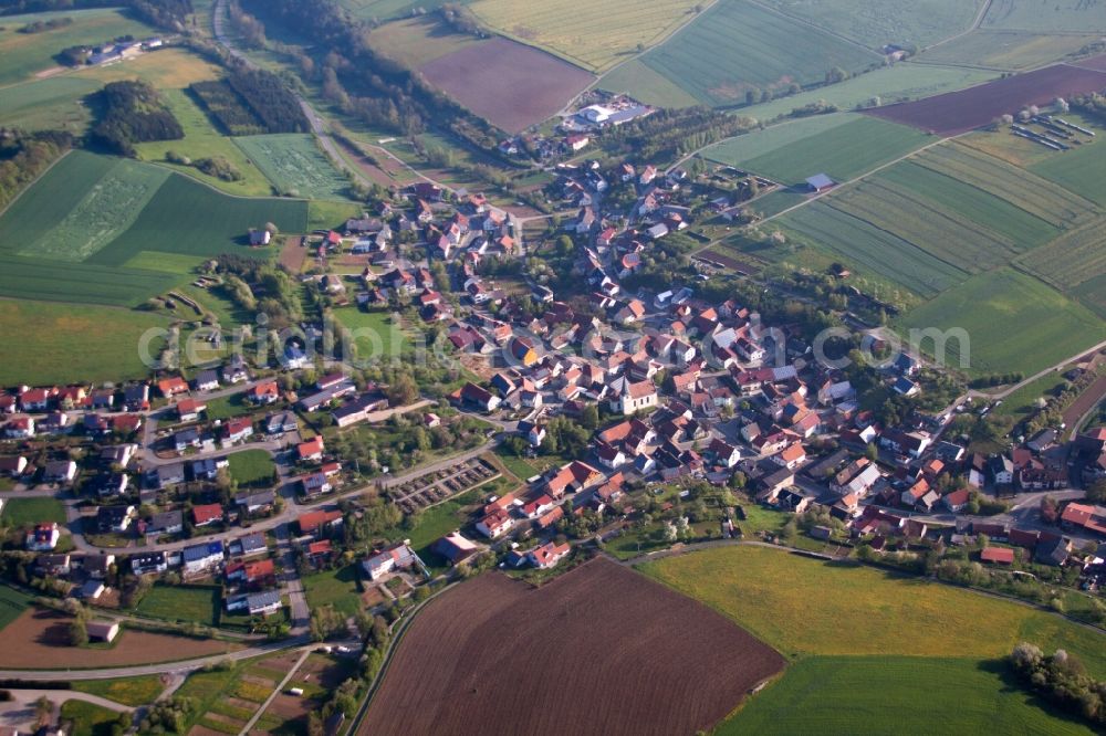 Aerial photograph Hardheim - Village - view on the edge of agricultural fields and farmland in the district Gerichtstetten in Hardheim in the state Baden-Wuerttemberg, Germany