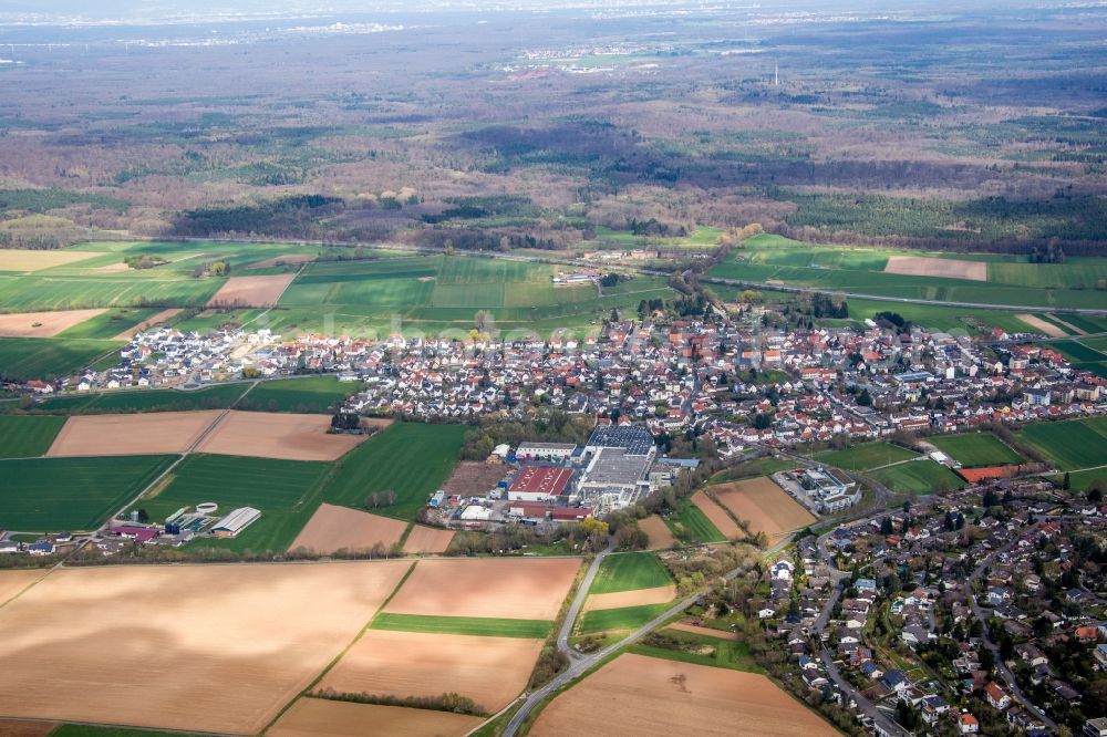 Aerial photograph Roßdorf - Village - view on the edge of agricultural fields and farmland in the district Gundernhausen in Rossdorf in the state Hesse, Germany