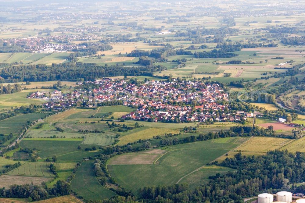 Kehl from above - Village - view on the edge of agricultural fields and farmland in the district Leutesheim in Kehl in the state Baden-Wuerttemberg, Germany