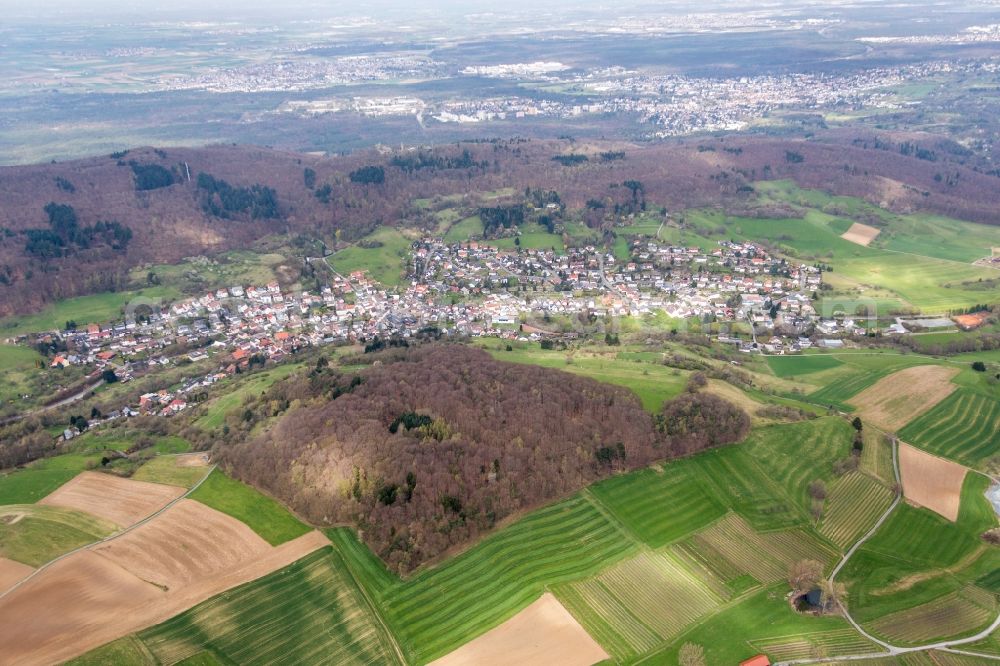 Aerial photograph Mühltal - Village - view on the edge of agricultural fields and farmland in the district Nieder-Beerbach in Muehltal in the state Hesse, Germany