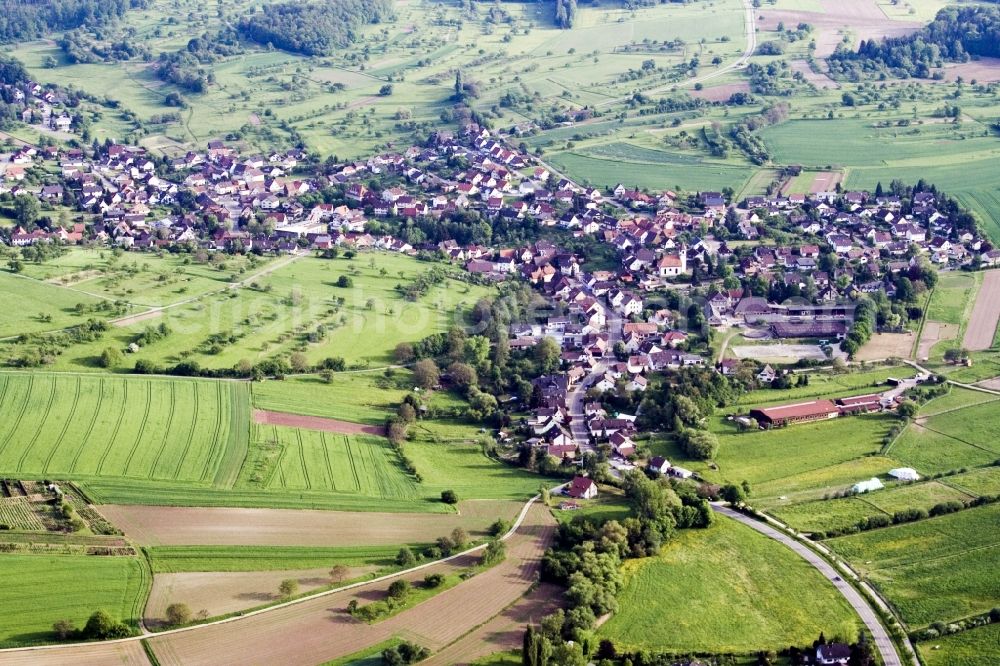 Aerial image Straubenhardt - Village - view on the edge of agricultural fields and farmland in the district Ottenhausen in Straubenhardt in the state Baden-Wuerttemberg, Germany