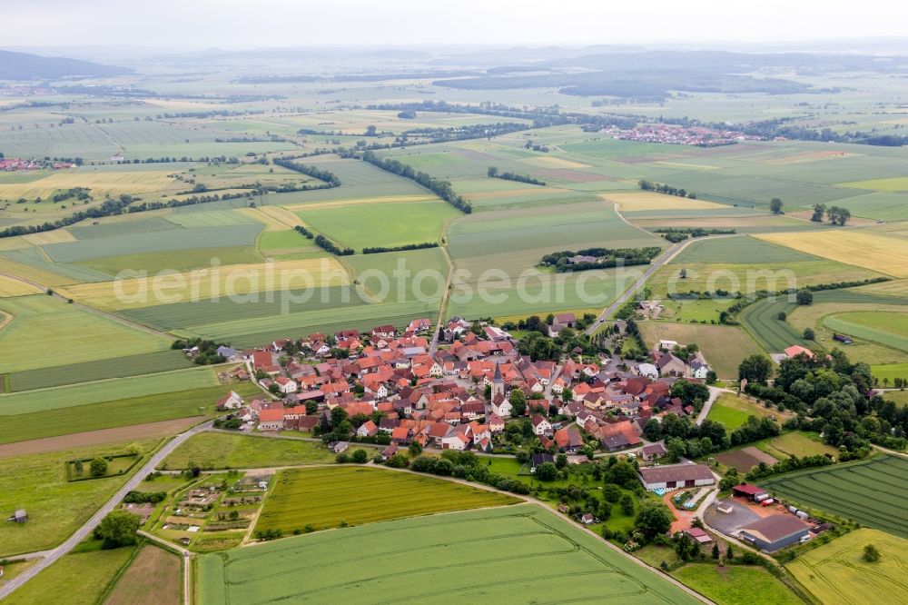 Aerial photograph Höchheim - Village - view on the edge of agricultural fields and farmland in the district Rothausen in Hoechheim in the state Bavaria, Germany