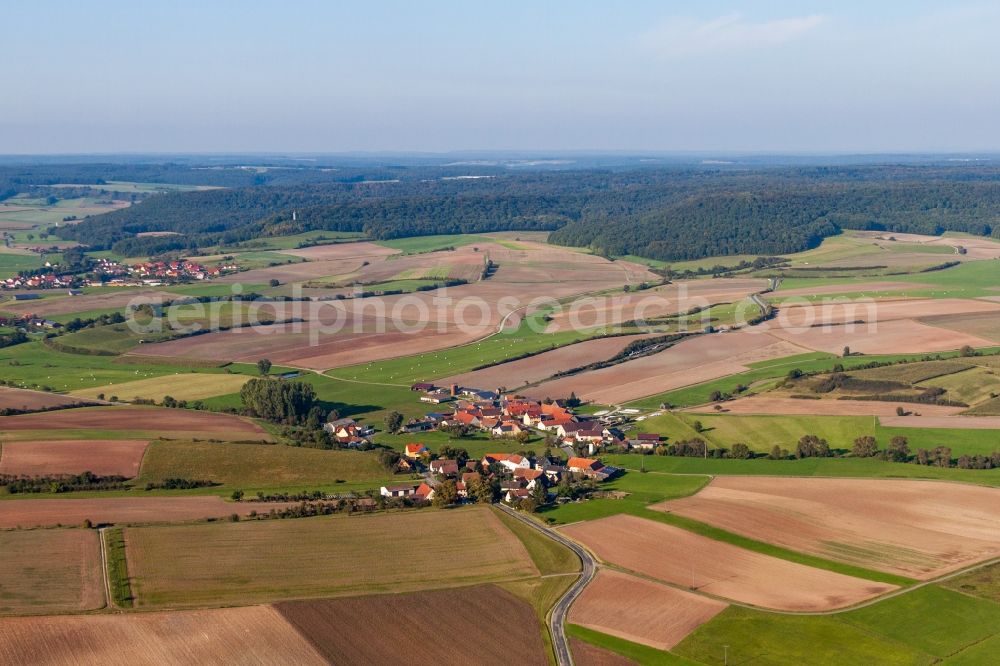 Aerial photograph Scheinfeld - Village - view on the edge of agricultural fields and farmland in the district Schnodsenbach in Scheinfeld in the state Bavaria, Germany