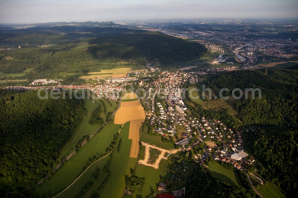 Aerial image Aalen - Village - view on the edge of agricultural fields and farmland in the district Unterkochen in Aalen in the state Baden-Wuerttemberg, Germany