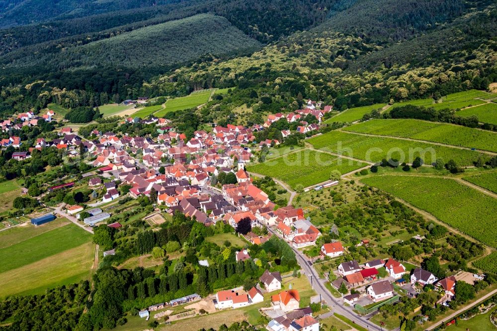 Aerial photograph Rott - Village - view on the edge of agricultural fields and farmland in Rott in Grand Est, France