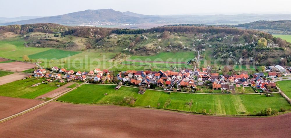 Schlechtsart from the bird's eye view: Village - view on the edge of agricultural fields and farmland in Schlechtsart in the state Thuringia, Germany