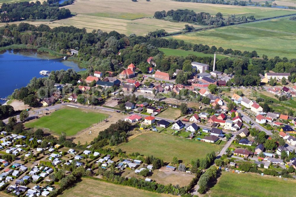 Seeblick from the bird's eye view: Village - view on the edge of agricultural fields and farmland in Seeblick in the state Brandenburg, Germany