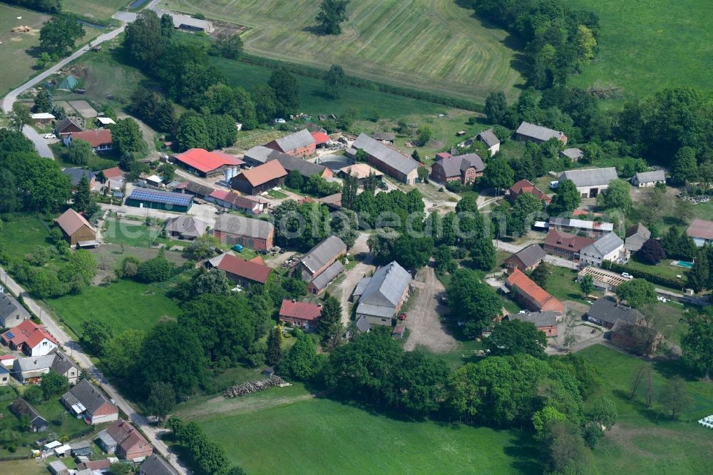 Aerial photograph Stresendorf - Village - view on the edge of agricultural fields and farmland in Stresendorf in the state Mecklenburg - Western Pomerania, Germany