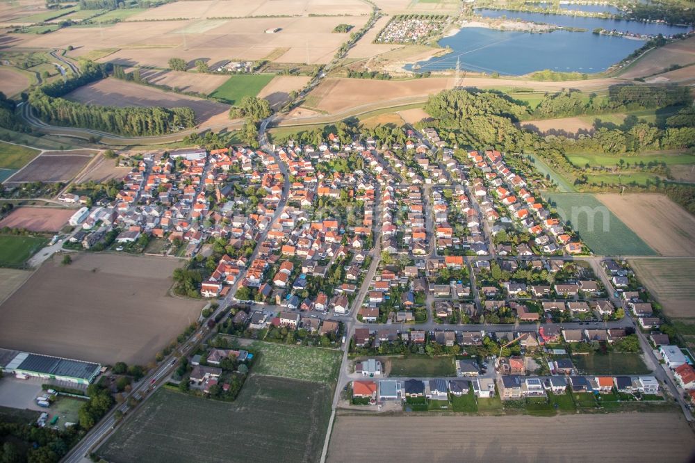 Aerial image Wattenheim - Village - view on the edge of agricultural fields and farmland in Wattenheim in the state Hesse, Germany