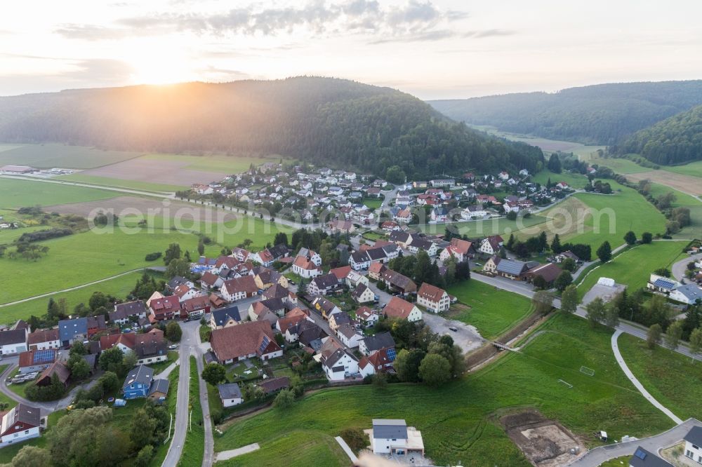 Aerial photograph Zimmern - Village - view on the edge of agricultural fields and farmland in Zimmern in the state Baden-Wurttemberg, Germany