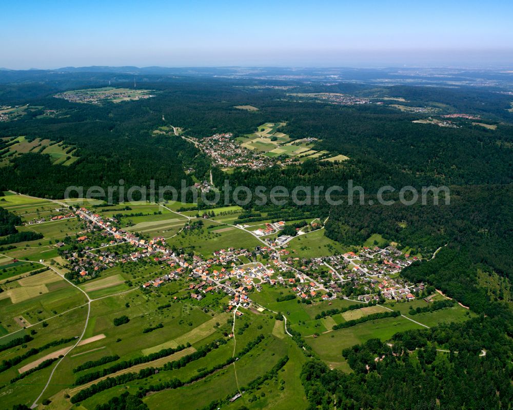 Aerial photograph Bieselsberg - Village - view on the edge of forested areas in Bieselsberg in the state Baden-Wuerttemberg, Germany